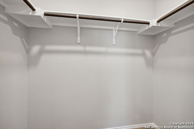 Image 18 of 33 For 12101 Short Leaf Path