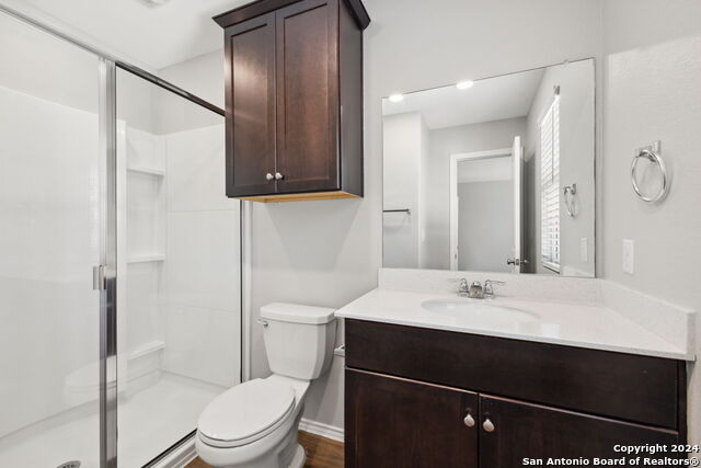 Image 19 of 33 For 12101 Short Leaf Path