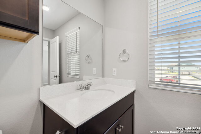 Image 20 of 33 For 12101 Short Leaf Path