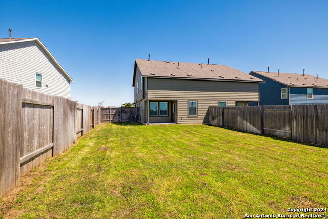 Image 31 of 33 For 12101 Short Leaf Path