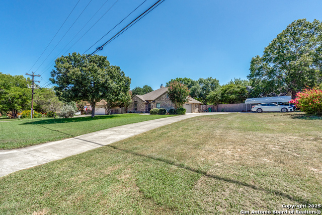Image 5 of 26 For 119 Guadalupe River Dr