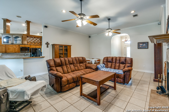 Image 7 of 26 For 119 Guadalupe River Dr