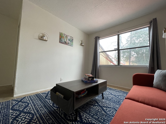 Listing photo id 9 for 8112 Scottshill