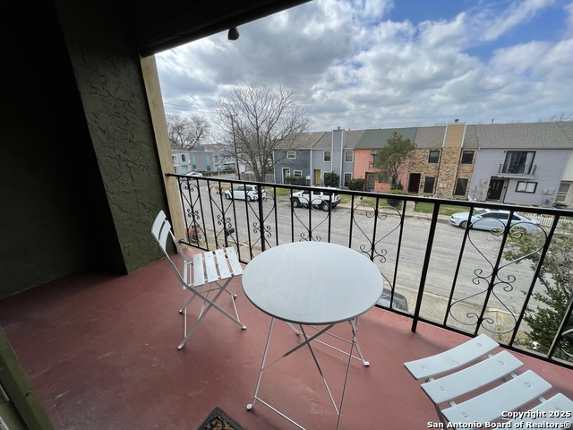 Listing photo id 14 for 8112 Scottshill