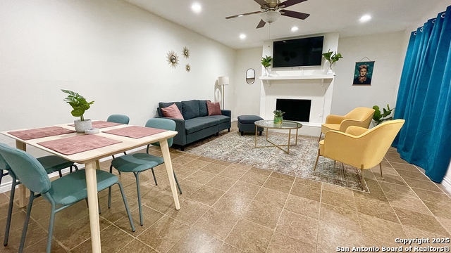 Listing photo id 22 for 8112 Scottshill