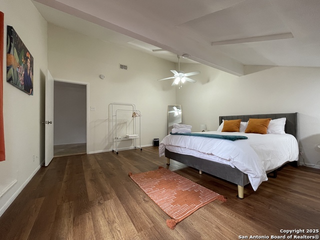 Listing photo id 6 for 8112 Scottshill