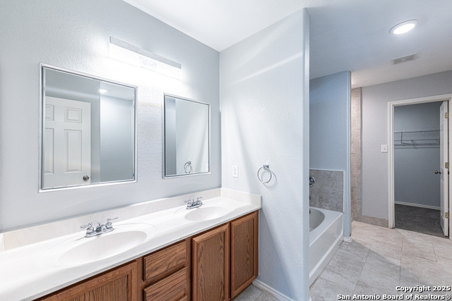 Image 15 of 33 For 15522 Flowing Spring