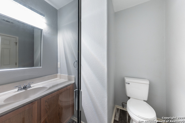 Image 22 of 33 For 15522 Flowing Spring