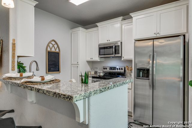 Image 7 of 23 For 6160 Eckhert  Apt 1
