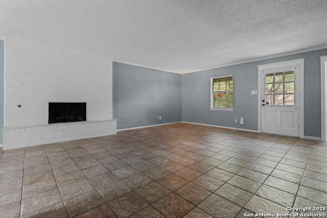 Image 5 of 15 For 8715 Starcrest 23