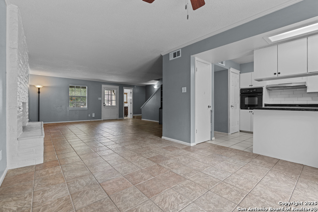 Image 6 of 15 For 8715 Starcrest 23