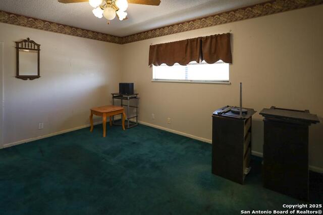 Listing photo id 12 for 1800 Jones