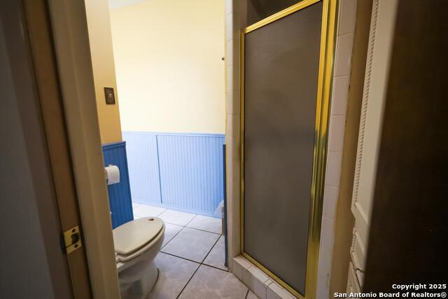 Listing photo id 17 for 1800 Jones