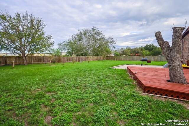 Listing photo id 2 for 1800 Jones