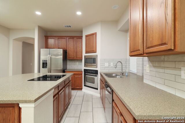 Listing photo id 8 for 19243 Deer Elk Crst