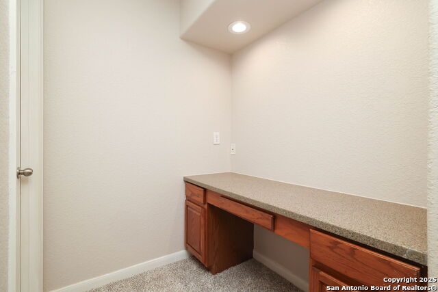 Listing photo id 21 for 19243 Deer Elk Crst