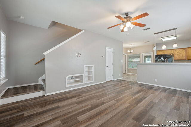 Image 6 of 33 For 7230 Painter Way