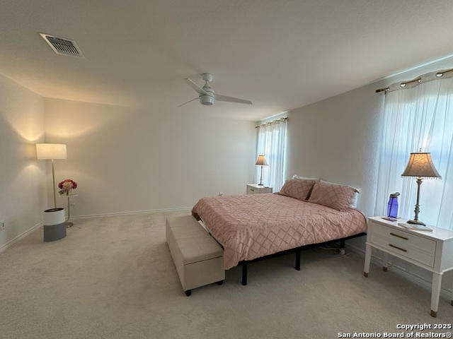 Listing photo id 10 for 14839 Vance Jackson 418