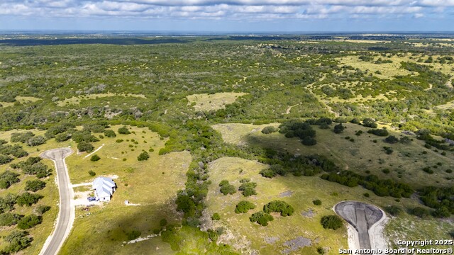 Listing photo id 0 for 9 Shapen Springs Rd N