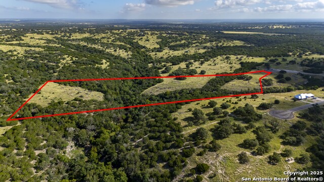 Listing photo id 2 for 9 Shapen Springs Rd N