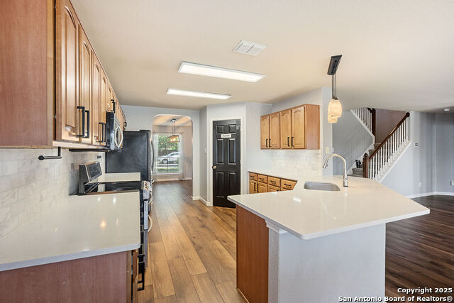 Image 12 of 38 For 10810 Palomino Bend