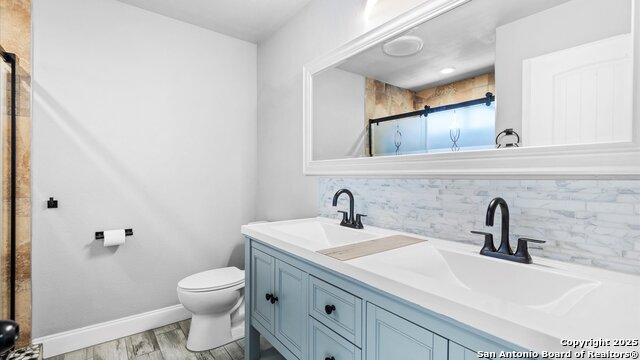 Listing photo id 13 for 5122 Stormy Dawn