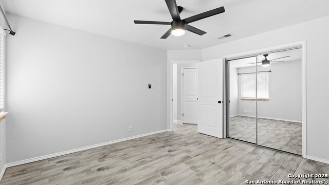 Listing photo id 19 for 5122 Stormy Dawn