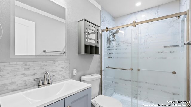 Listing photo id 20 for 5122 Stormy Dawn