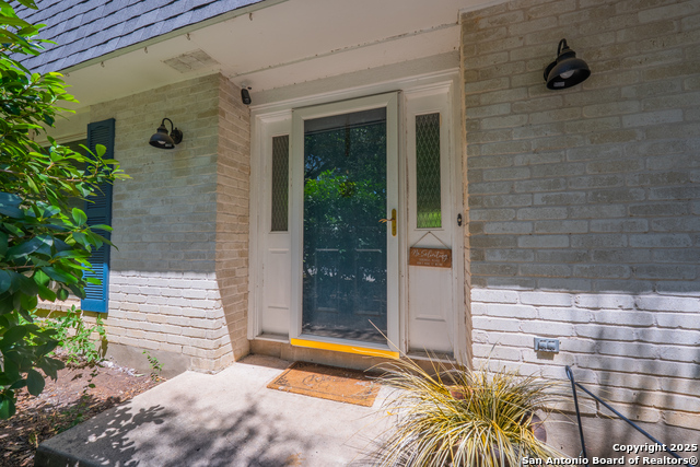 Listing photo id 3 for 5414 Timber Post