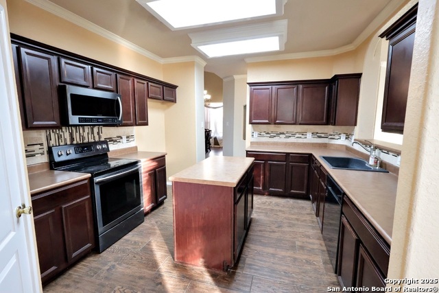 Image 9 of 13 For 203 Quartz Bnd