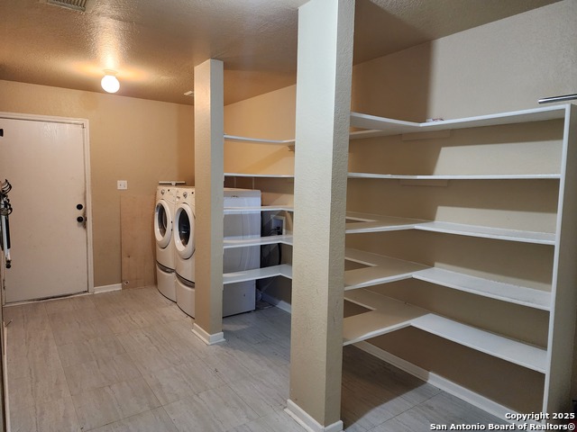 Image 20 of 50 For 406 Bluegrass Creek