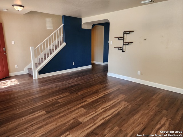 Image 6 of 50 For 406 Bluegrass Creek