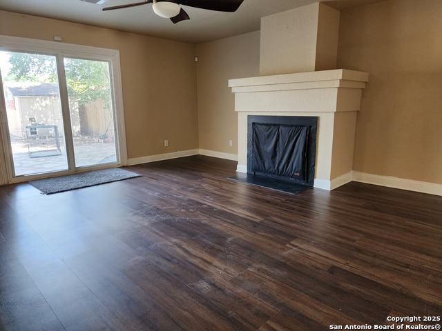 Image 9 of 50 For 406 Bluegrass Creek