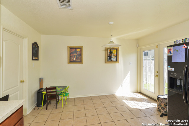 Listing photo id 9 for 4726 Appaloosa Run