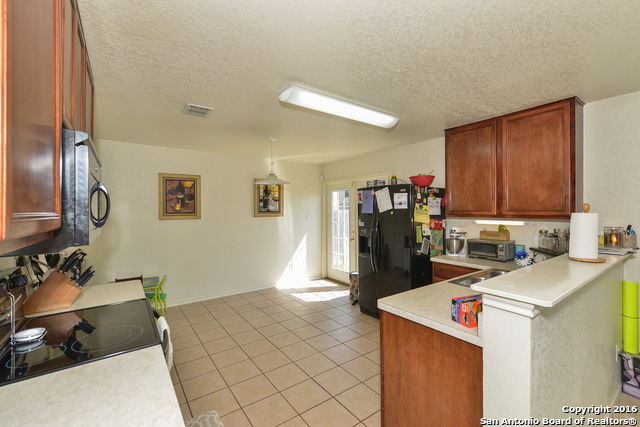 Listing photo id 6 for 4726 Appaloosa Run