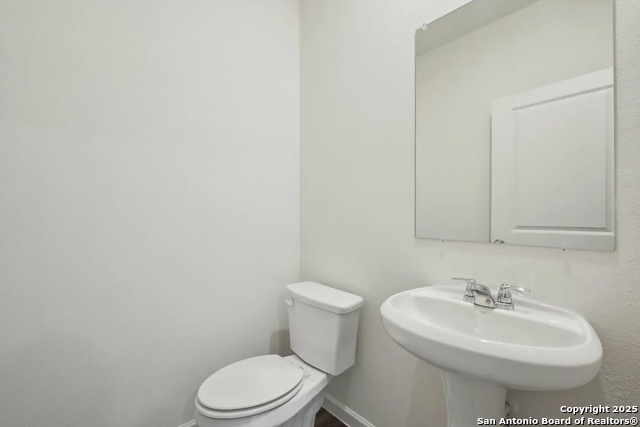 Image 13 of 21 For 7203 King Bend