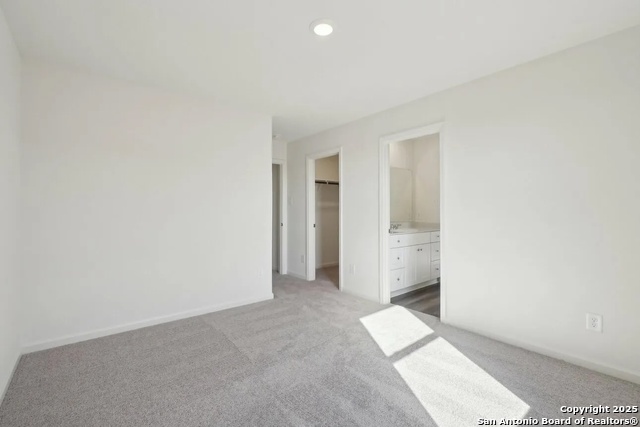 Image 16 of 21 For 7203 King Bend
