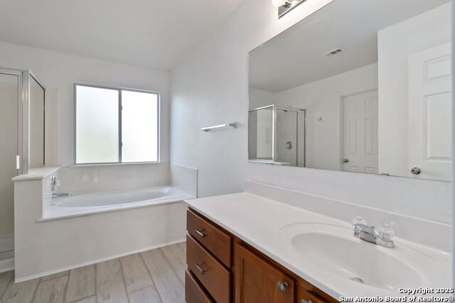 Image 18 of 25 For 16530 Caballo Valley
