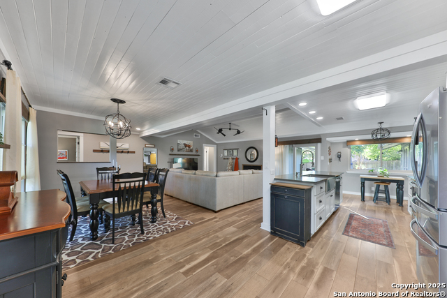 Image 14 of 59 For 7203 Forest Mont