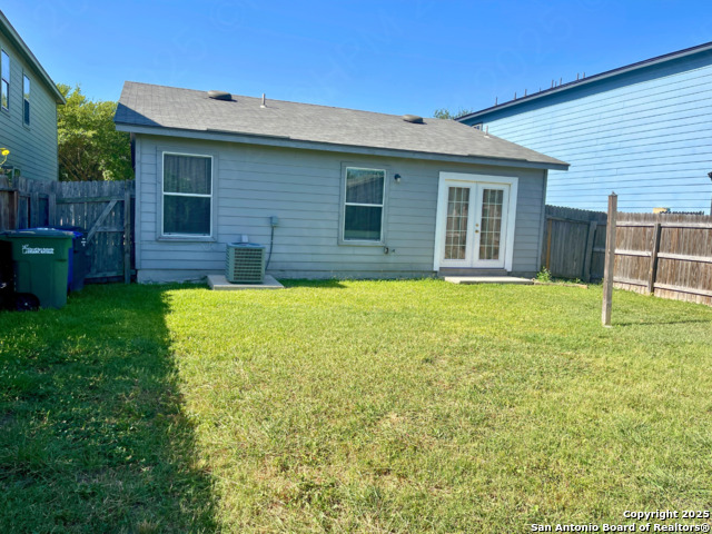 Image 12 of 13 For 6015 Plumbago Place