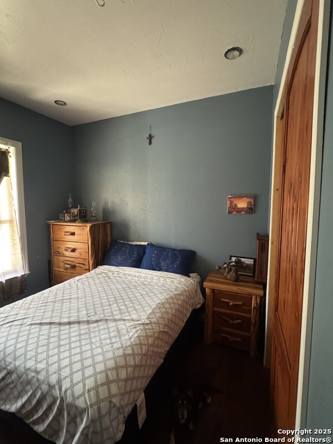 Image 21 of 47 For 13115 Sh 16 N