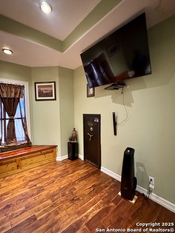 Image 24 of 47 For 13115 Sh 16 N