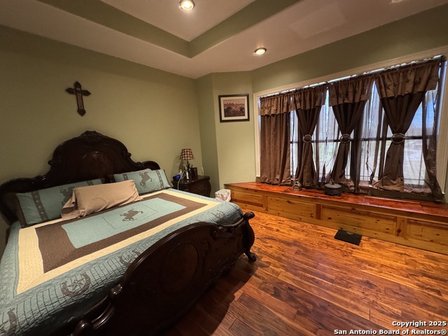 Image 25 of 47 For 13115 Sh 16 N