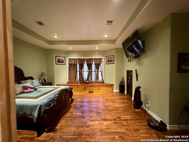 Image 30 of 47 For 13115 Sh 16 N