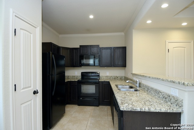 Image 2 of 14 For 6627 Arancione Ave  105