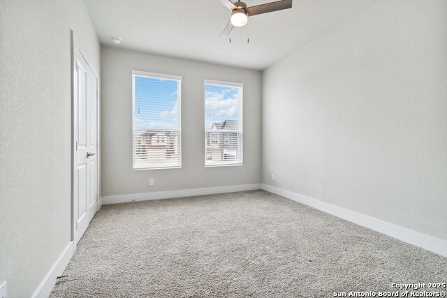 Image 26 of 34 For 8851 Oakland Rd  39