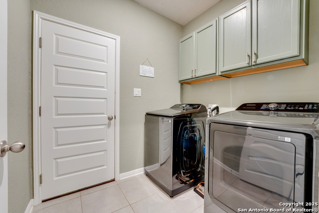 Image 16 of 19 For 732 Clara Park