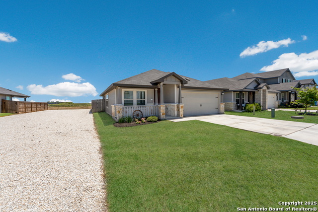 Image 2 of 19 For 732 Clara Park