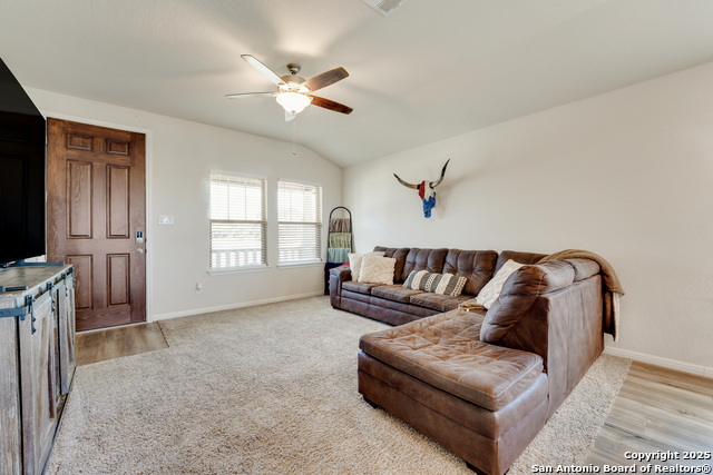 Image 4 of 19 For 732 Clara Park