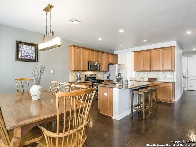 Image 7 of 20 For 4130 Woodbridge Way